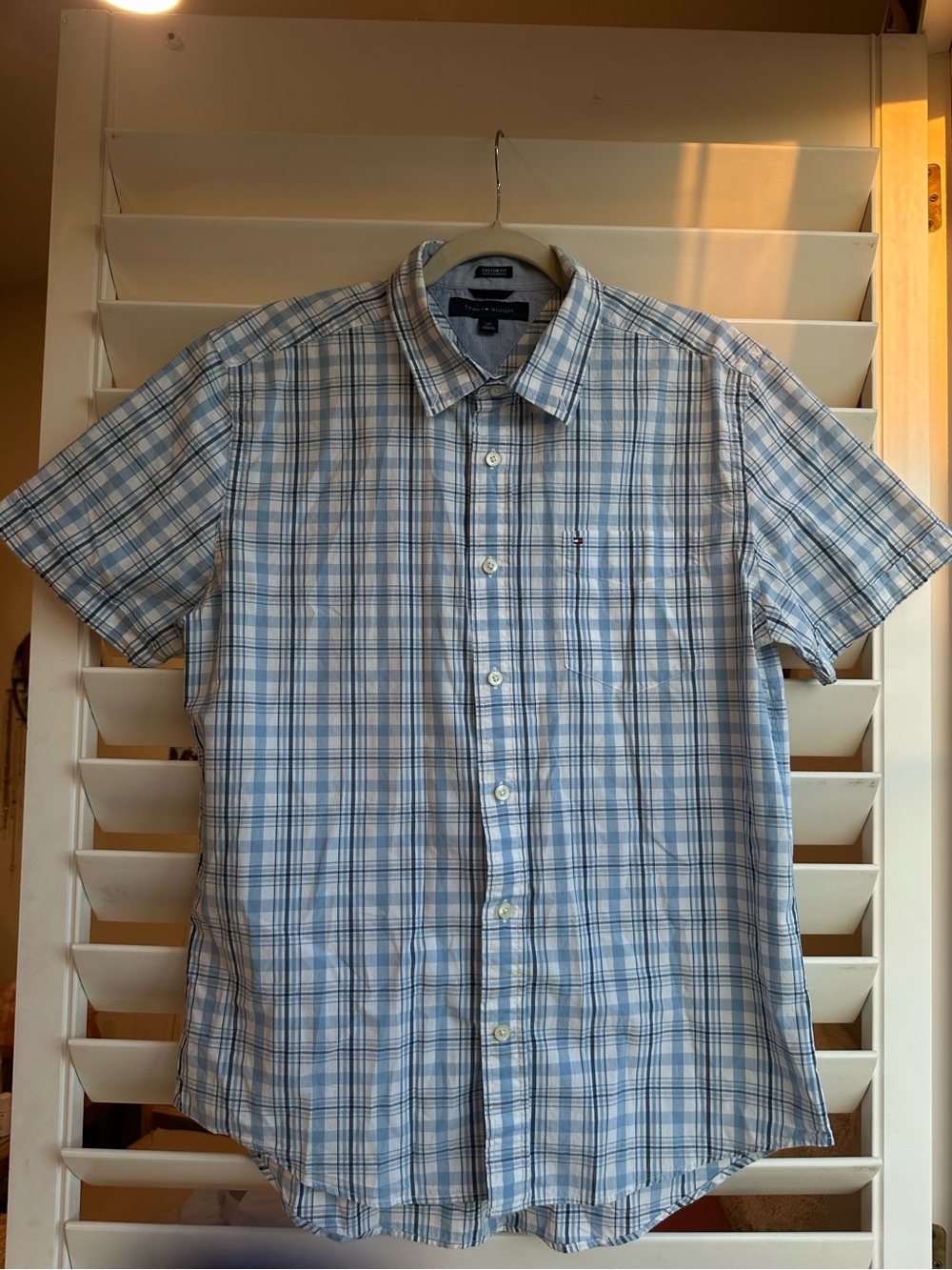 Tommy Hilfiger Light Blue & White Plaid Short-Sleeve Button-Down Shirt